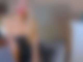 KiraNigh's Live Sex Cam Show
