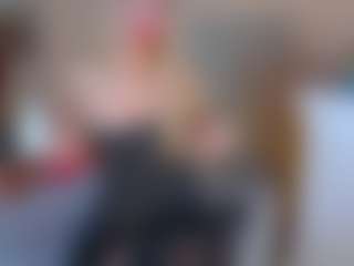 KiraNigh's Live Sex Cam Show