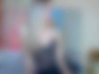 KiraNigh's Live Sex Cam Show