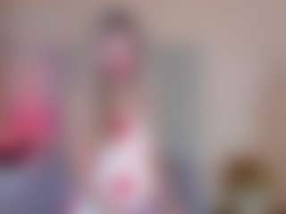Live cam show with KiraNigh - Cute on madthumbs