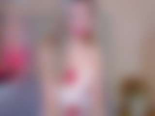 KiraNigh's Live Sex Cam Show
