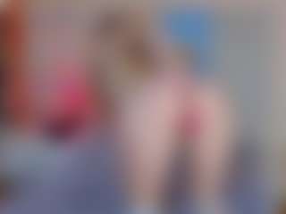 Live cam show with KiraNigh - Solo on Cam Slut