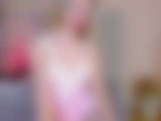 Live cam show with KiraNigh - Skinny on makecum.org