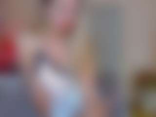 KiraNigh's Live Sex Cam Show