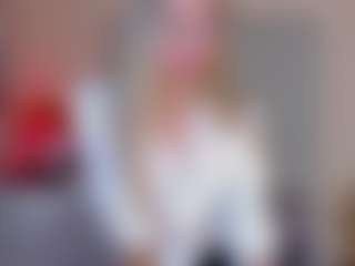 Live cam show with KiraNigh - Stockings on Dolls Live