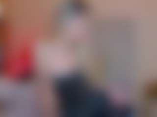 KiraNigh's Live Sex Cam Show