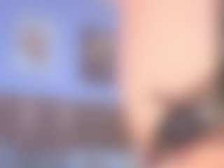 Live cam show with SalomeFoxx - Brown Eyes on madthumbs