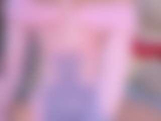 Live cam show with SalomeFoxx - Brown Eyes on Camsoda