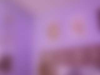 Live cam show with SalomeFoxx - Orgasm on CamSodaAdn