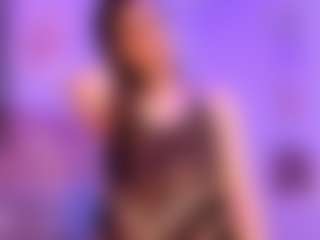 Live cam show with SalomeFoxx - Smoking on Camsoda