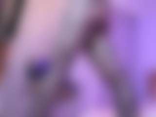 Live cam show with SalomeFoxx - Brown Eyes on Soda Cam