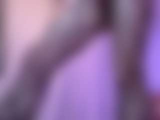 Live cam show with SalomeFoxx - Colombia on Camsoda