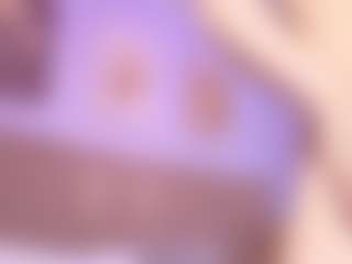 Live cam show with SalomeFoxx - Brown Hair on Soda Cam