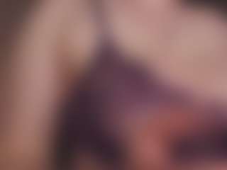 SarahSweets's Live Sex Cam Show
