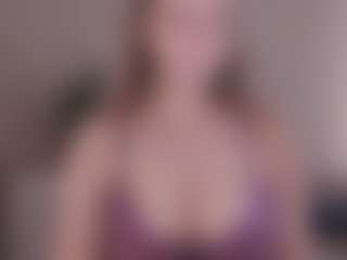 Live cam show with SarahSweets - Asshole on TastyBlacksLive