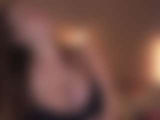 SarahSweets's Live Sex Cam Show