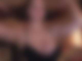 SarahSweets's Live Sex Cam Show