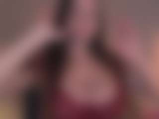 Live cam show with SarahSweets - Living Room on TeamSkeetLive