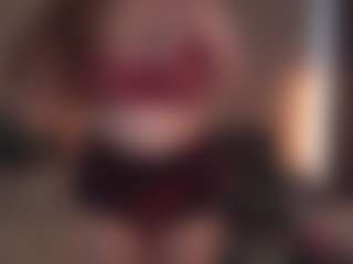 Live cam show with SarahSweets - Bikini on CamwithHer