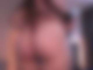 Live cam show with SarahSweets - Spank Curvy on Gym Cam Girls