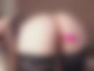 cheerfulness's Live Sex Cam Show