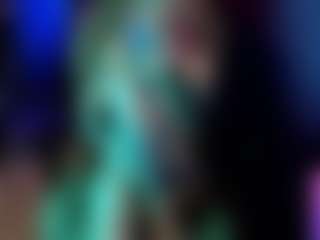Live cam show with helen-carter - Green Eyes on livesuperchat.net