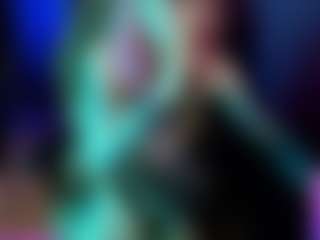 Live cam show with helen-carter - Thong on eurowanks.com