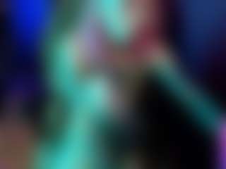 Live cam show with helen-carter - Green Eyes on googirlz