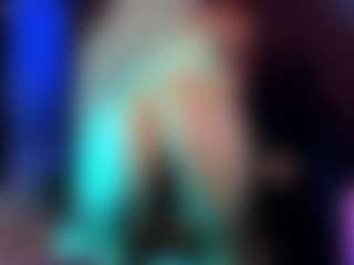 Live cam show with helen-carter - Bikini on CamwithHer