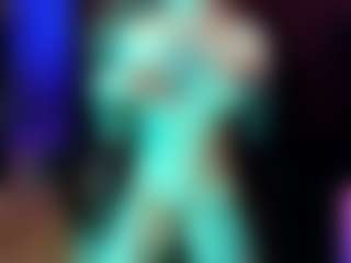 Live cam show with helen-carter - Green Eyes on CSO-WL