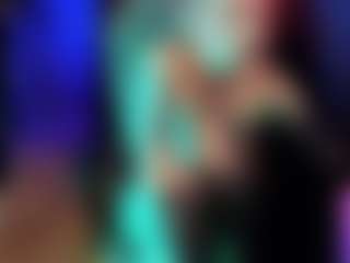 Live cam show with helen-carter - Green Eyes on Cam Slut
