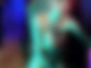 Live cam show with helen-carter - Green Eyes on MyBangCams