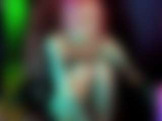 Live cam show with helen-carter - Green Eyes on eurowanks.com