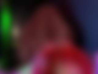 Live cam show with helen-carter - Facial Piercings on 1on1-livenow