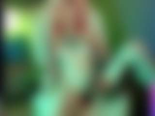 Live cam show with helen-carter - Green Eyes on Mixed Magazine Live