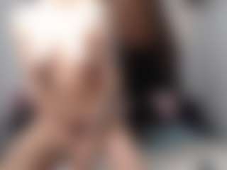 Live cam show with JulietajonesX - Teen (18+) on Cam Slut