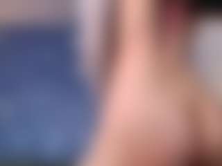 Live cam show with MissMiaMurr - Squirt on Camsoda