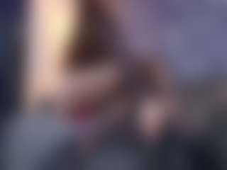 Live cam show with MissMiaMurr - Sexy on CamClone