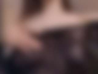 Live cam show with MissMiaMurr - Gamer on AdultVida.com
