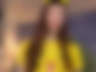 Live cam show with MissMiaMurr - Red Hair Teen (18+) on livesuperchat.net