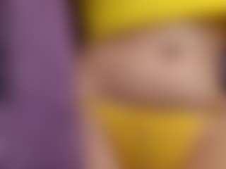 Live cam show with MissMiaMurr - Athletic on CamSodaAdn