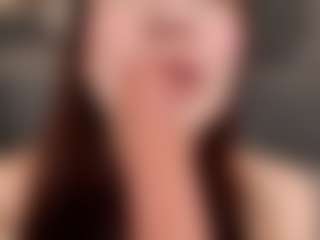 Live cam show with MissMiaMurr - Glasses on Free Soda