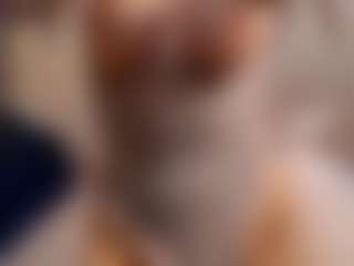 Live cam show with MissMiaMurr - Gamer Big Tits on Cam Slut
