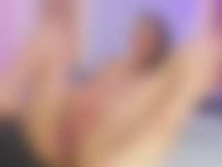 Live cam show with Natty189 - Strip Black on AdultVida.com