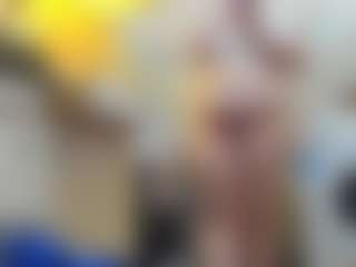 Live cam show with Seductive_She_Wolf - Blue Eyes on Gym Cam Girls