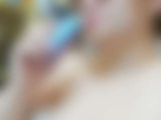 Live cam show with Seductive_She_Wolf - Strapon on Strip Flash - Live Sex Shows