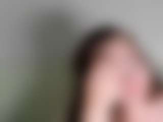 Live cam show with Seductive_She_Wolf - Kitchen on Mixed Magazine Live