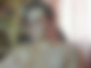 Live cam show with Seductive_She_Wolf - Nipple Play on Soda Cam