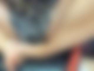 Live cam show with NaughtyMistress - Twerk on SpunkLive