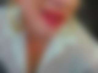 Live cam show with Sandra-Cooper - Blonde Hair on luckytryst.com